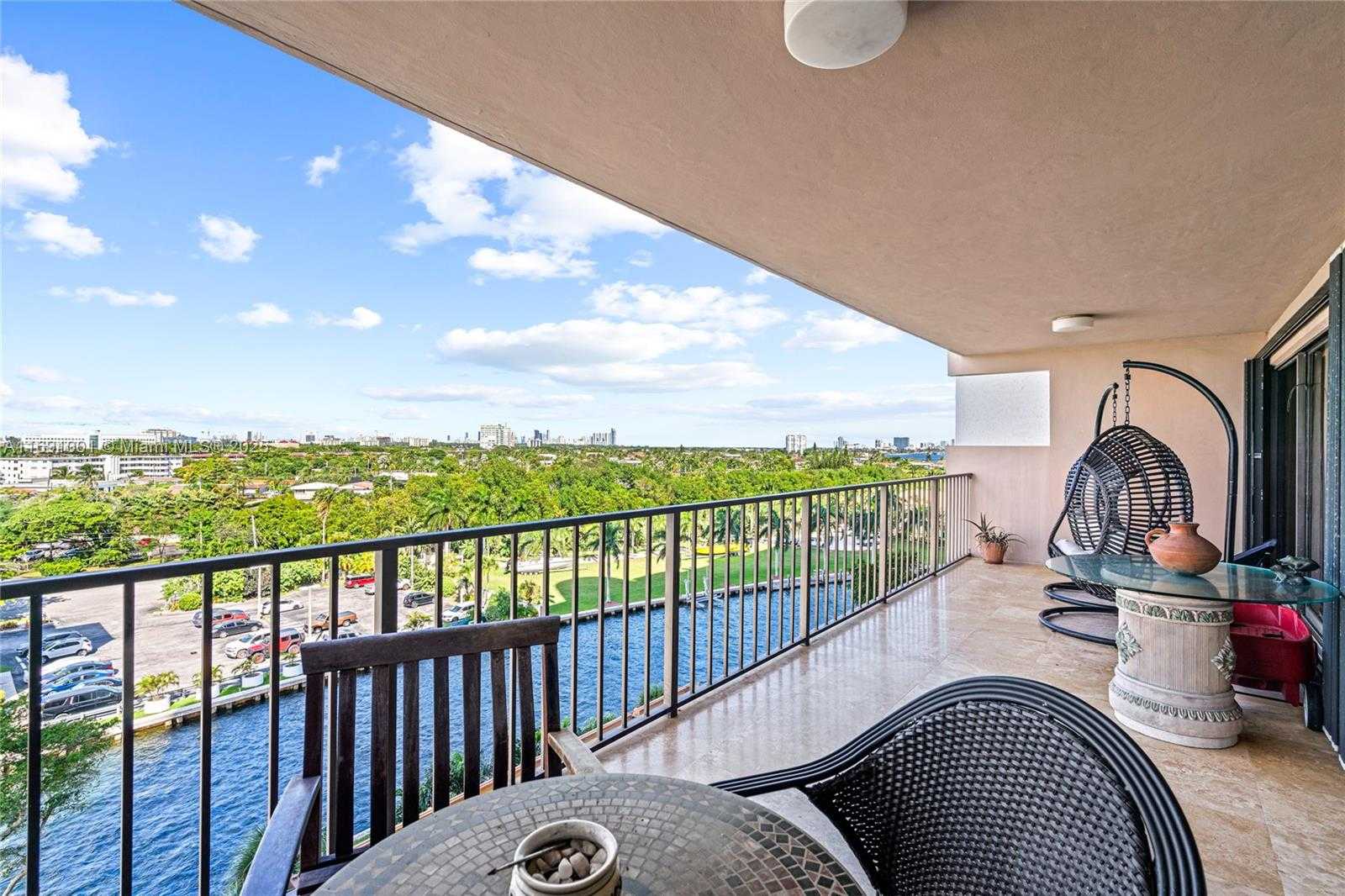 Small Image of 1800 NORTH EAST 114TH ST #811, Miami Number 33