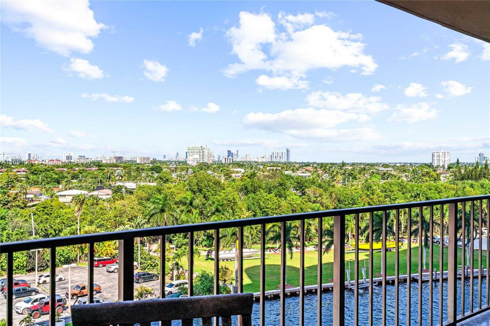 Small Image of 1800 NORTH EAST 114TH ST #811, Miami Number 36
