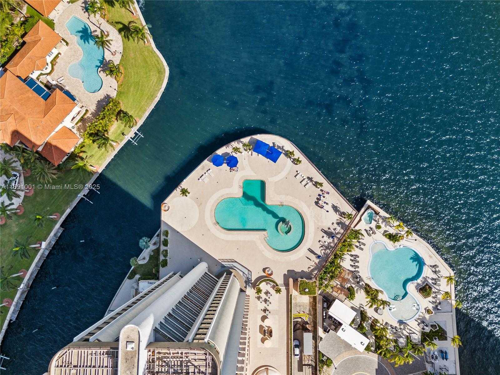 Small Image of 1800 NORTH EAST 114TH ST #811, Miami Number 39