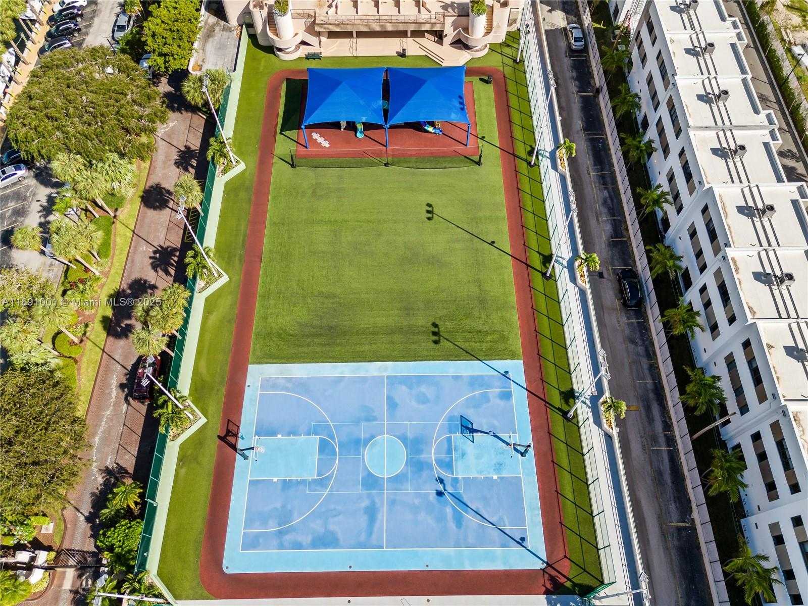 Small Image of 1800 NORTH EAST 114TH ST #811, Miami Number 47