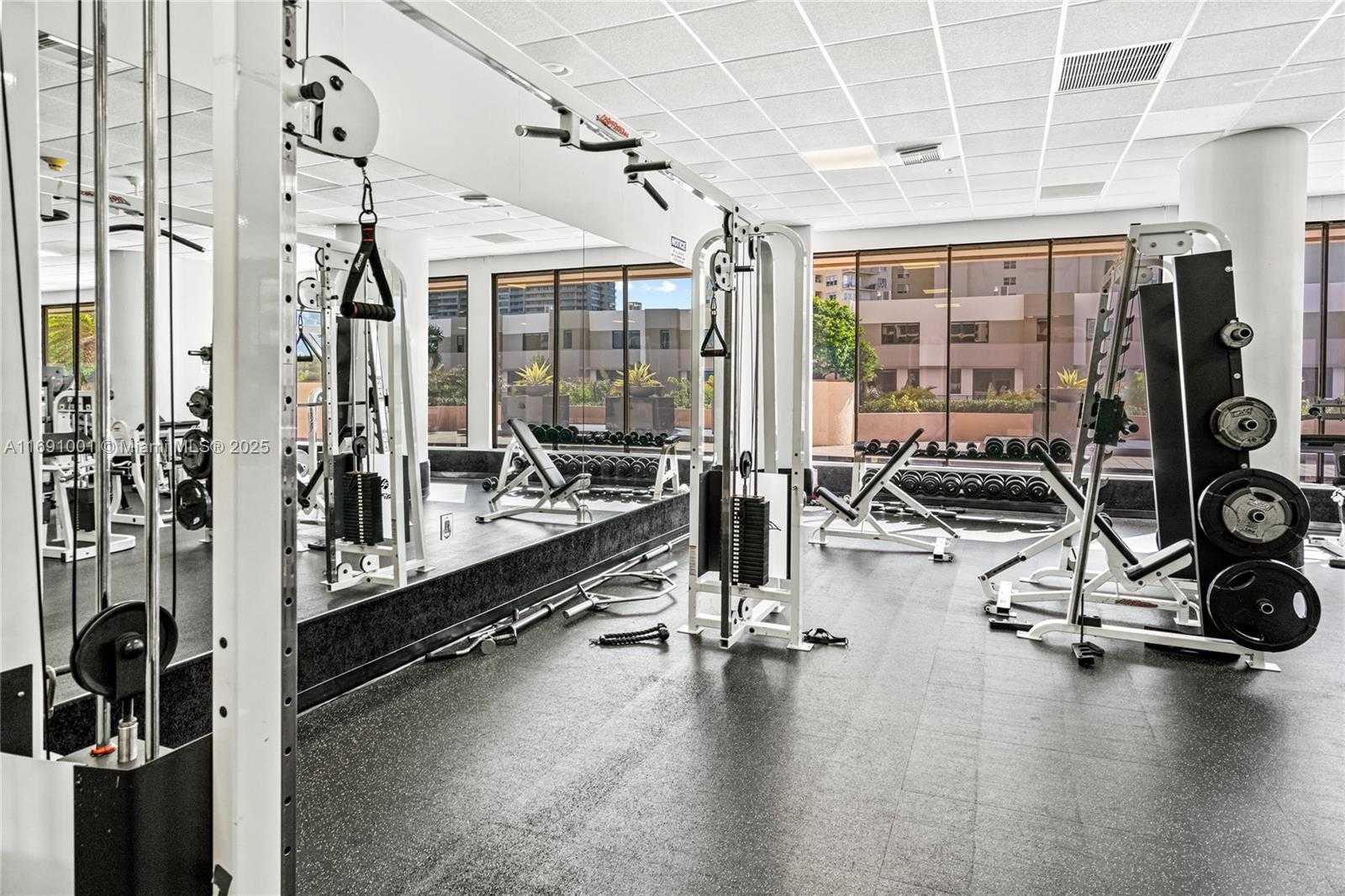 Small Image of 1800 NORTH EAST 114TH ST #811, Miami Number 51