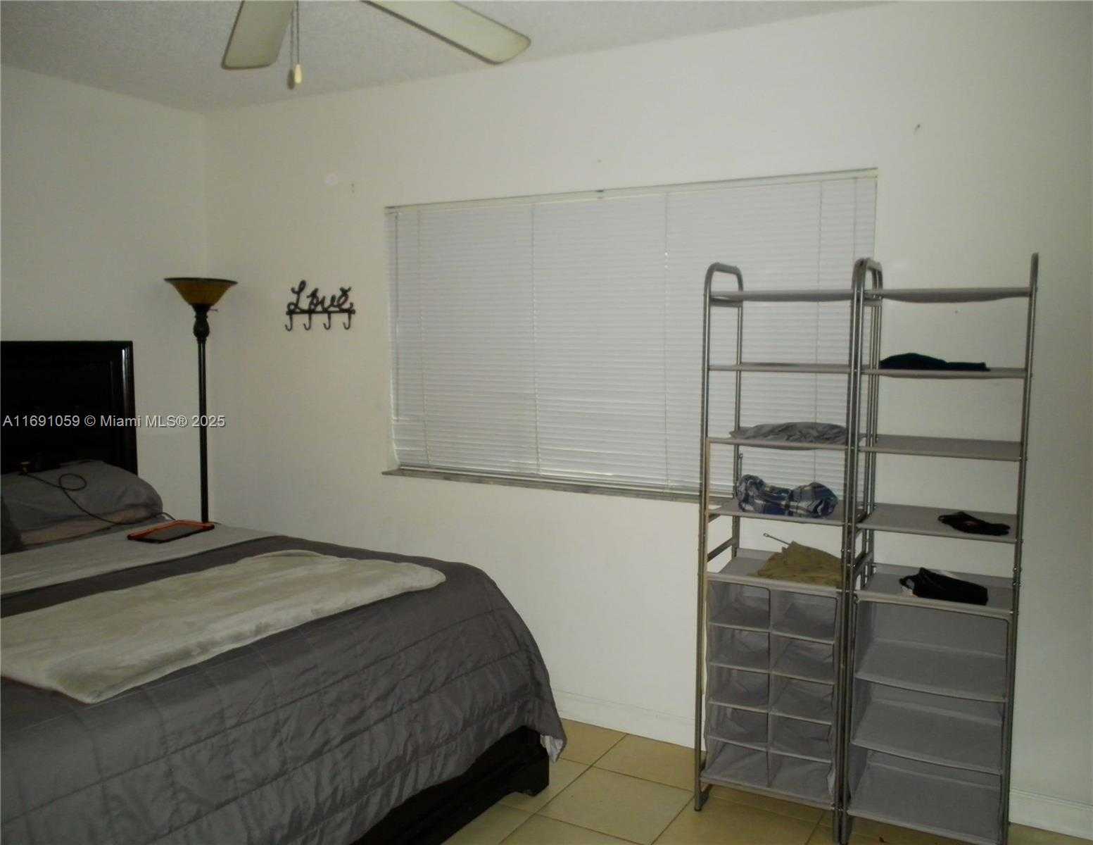 Small Image of 2493 CENTERGATE DR #102, Miramar Number 16