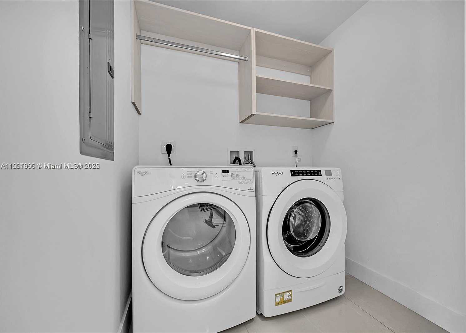 Small Image of 17111 BISCAYNE BLVD #1104, North Miami Beach Number 18