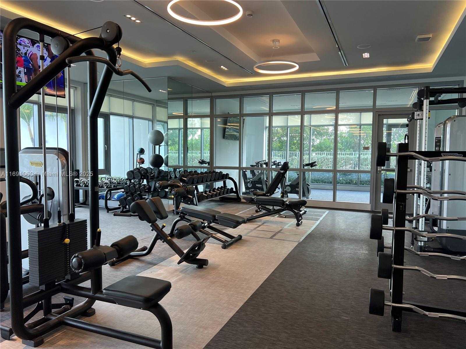 Small Image of 17111 BISCAYNE BLVD #1104, North Miami Beach Number 21