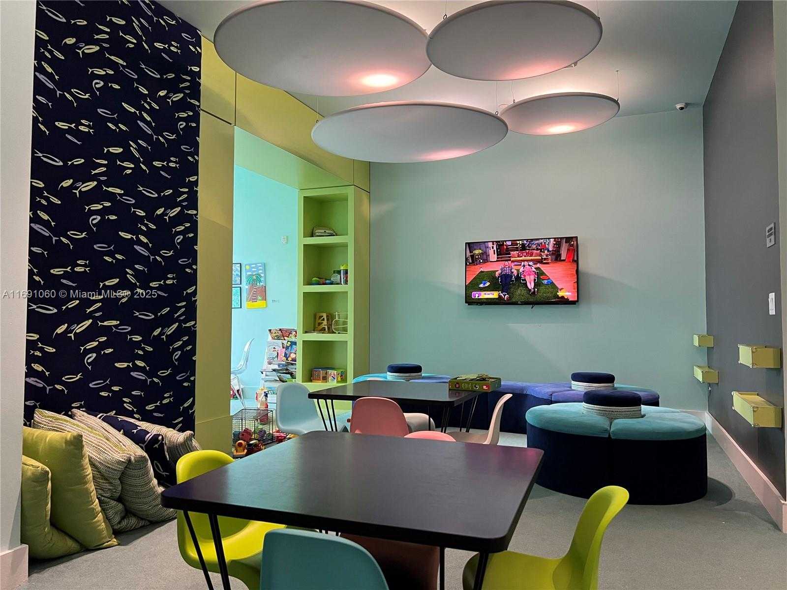 Small Image of 17111 BISCAYNE BLVD #1104, North Miami Beach Number 34