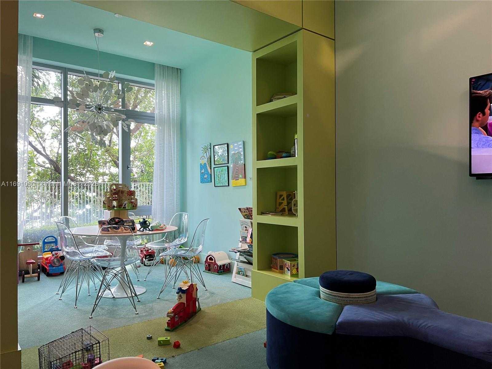 Small Image of 17111 BISCAYNE BLVD #1104, North Miami Beach Number 35