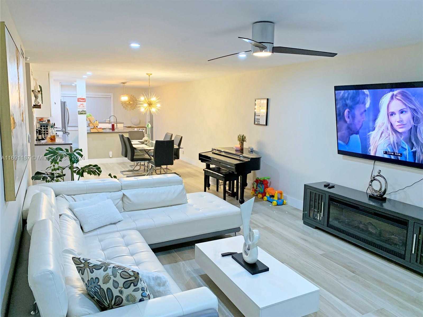 Small Image of 4701 MARTINIQUE DR #M2, Coconut Creek Number 12
