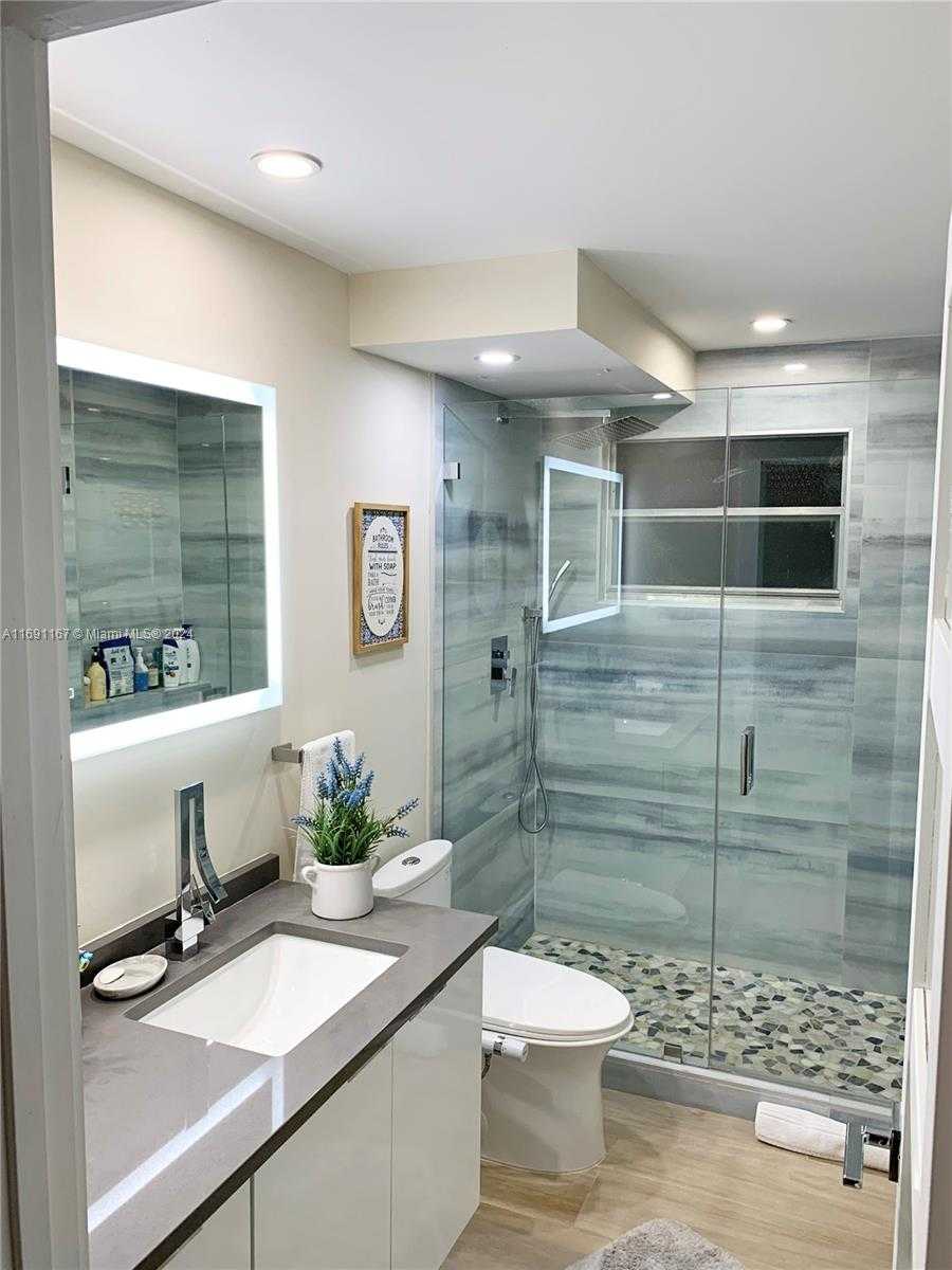 Small Image of 4701 MARTINIQUE DR #M2, Coconut Creek Number 19