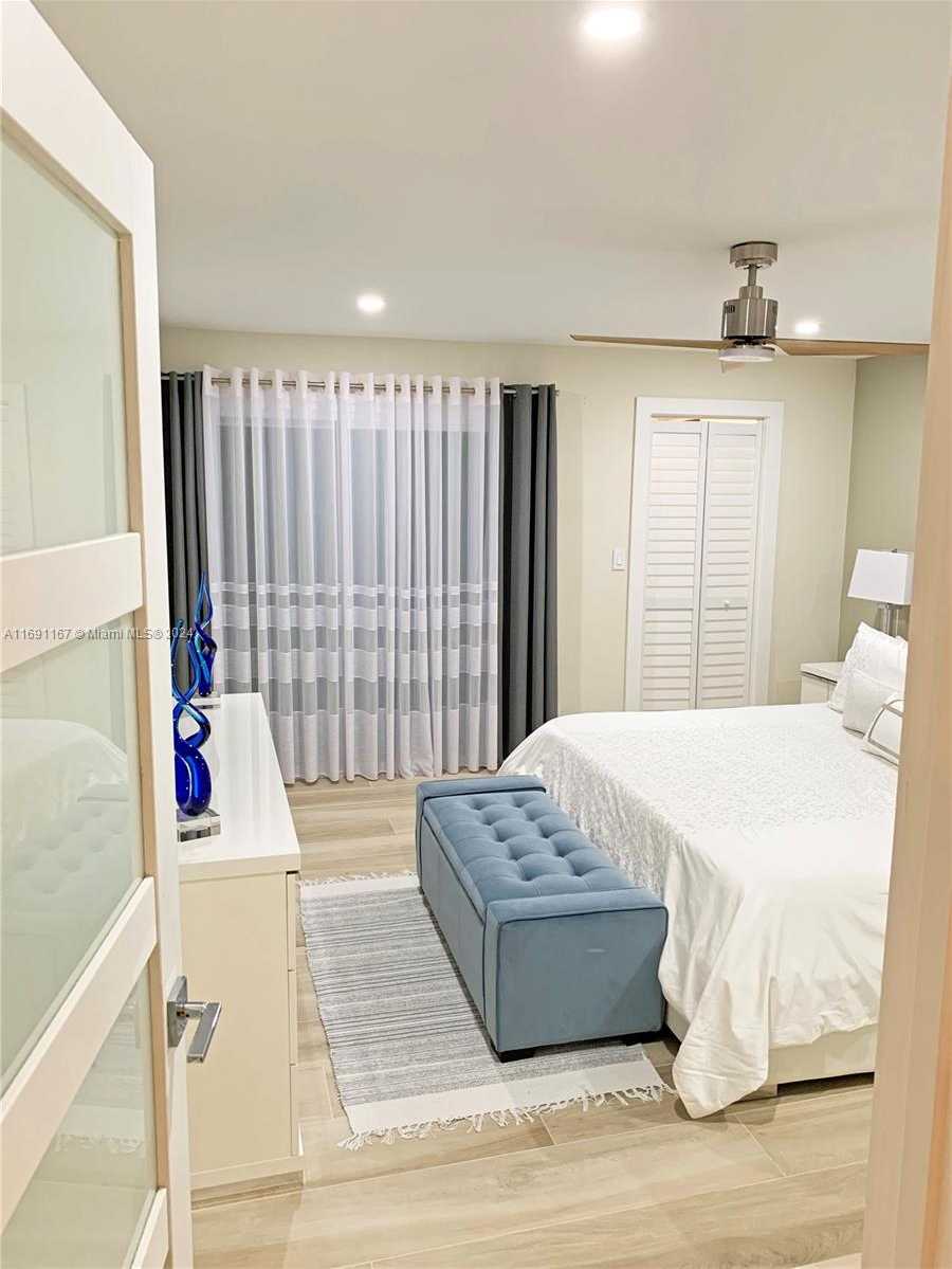 Small Image of 4701 MARTINIQUE DR #M2, Coconut Creek Number 25