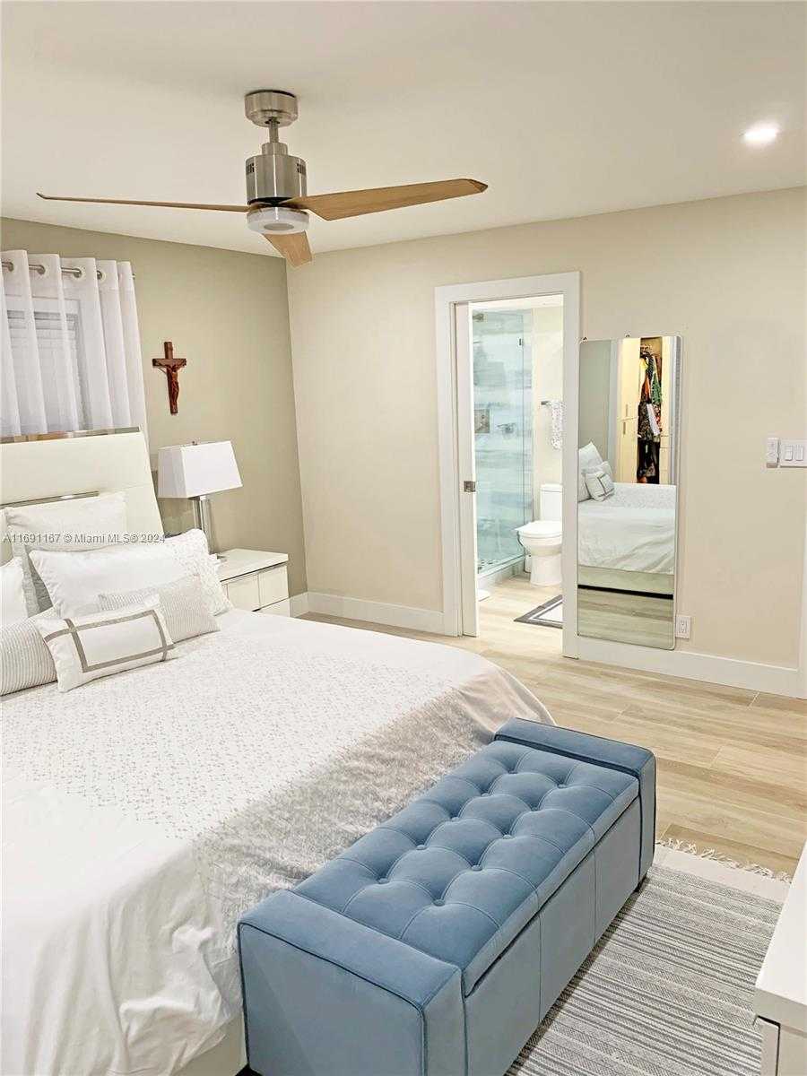 Small Image of 4701 MARTINIQUE DR #M2, Coconut Creek Number 29