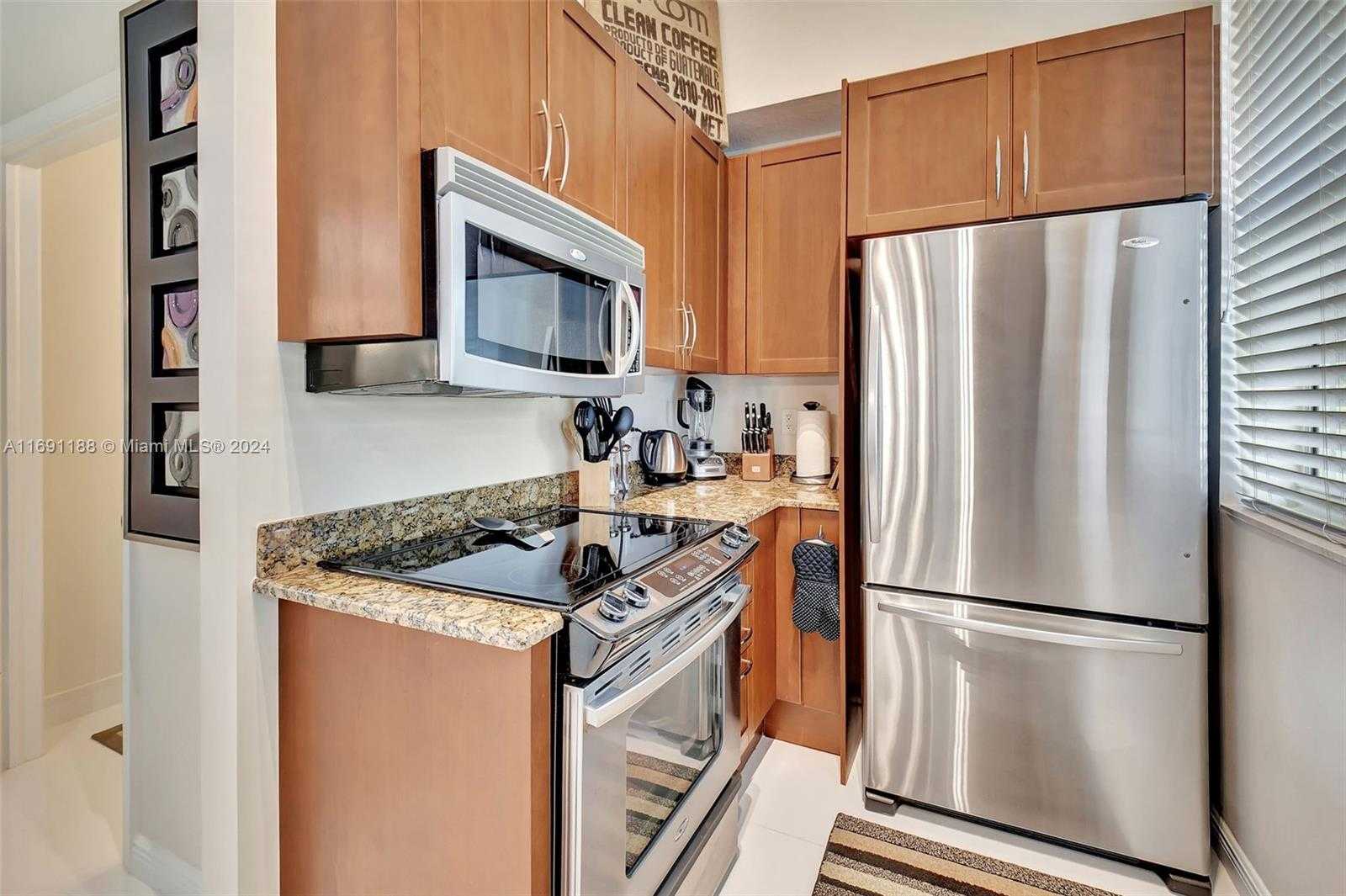 Small Image of 450 NORTH FEDERAL HWY #104N, Boynton Beach Number 11