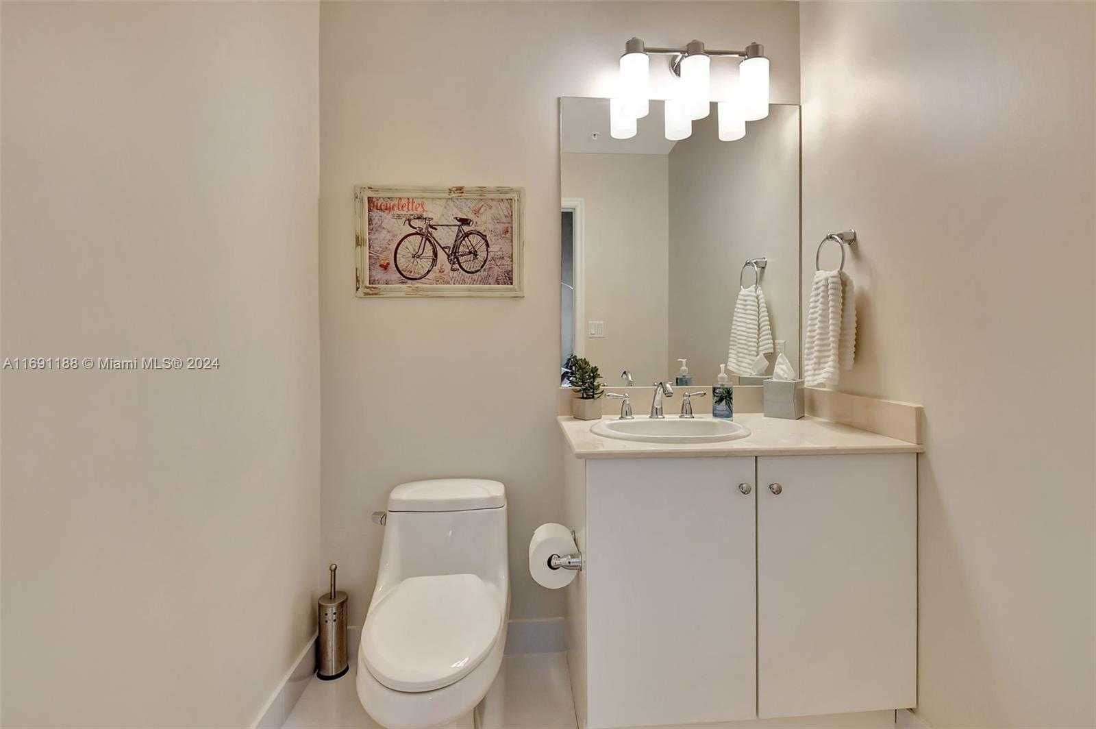 Small Image of 450 NORTH FEDERAL HWY #104N, Boynton Beach Number 13