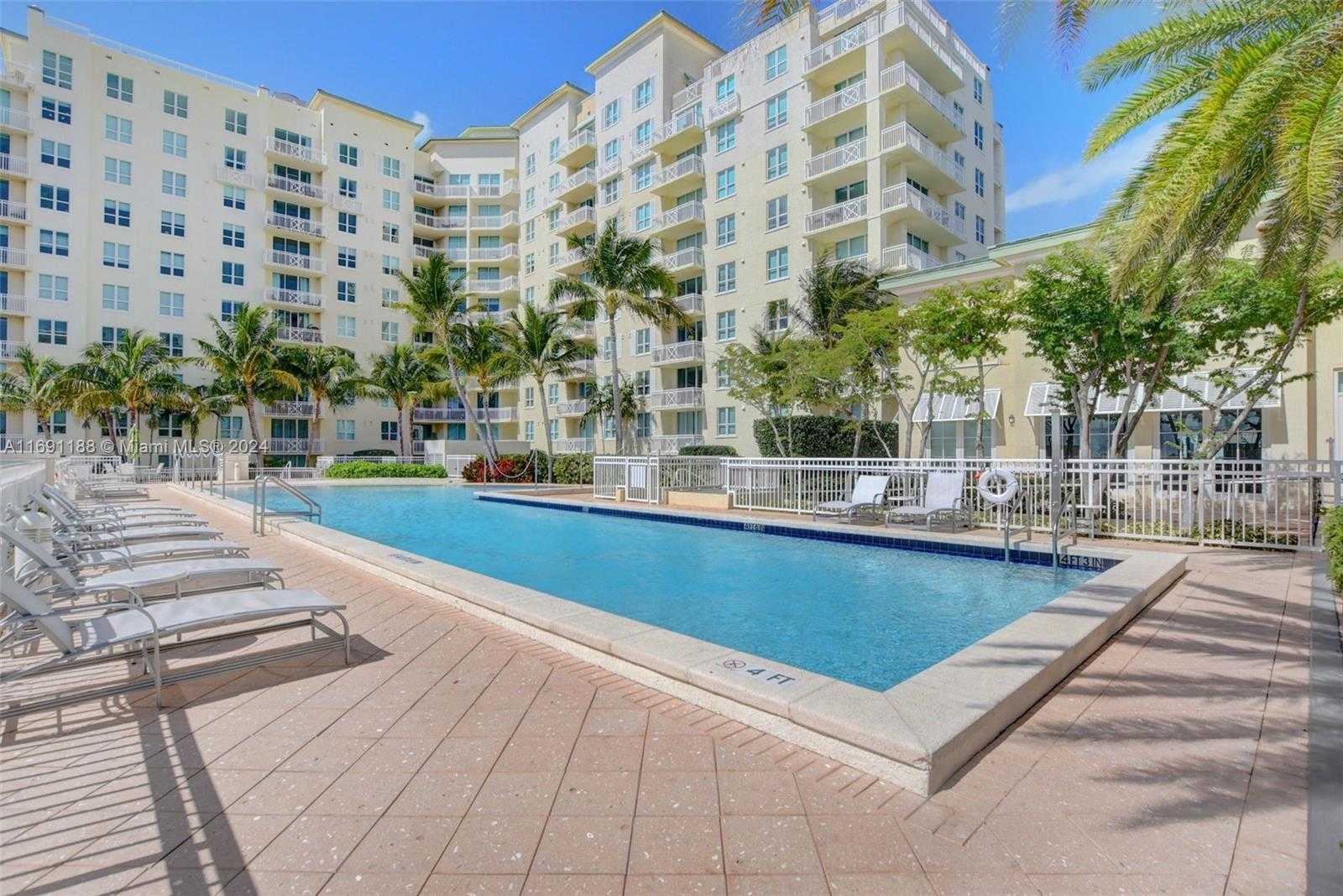 Small Image of 450 NORTH FEDERAL HWY #104N, Boynton Beach Number 39
