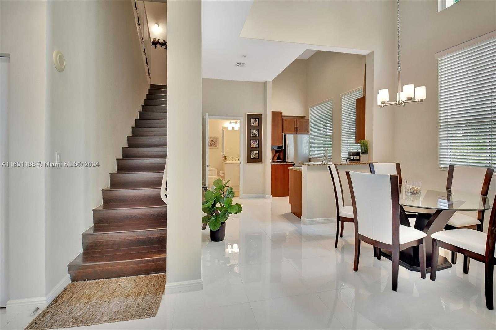 Small Image of 450 NORTH FEDERAL HWY #104N, Boynton Beach Number 6
