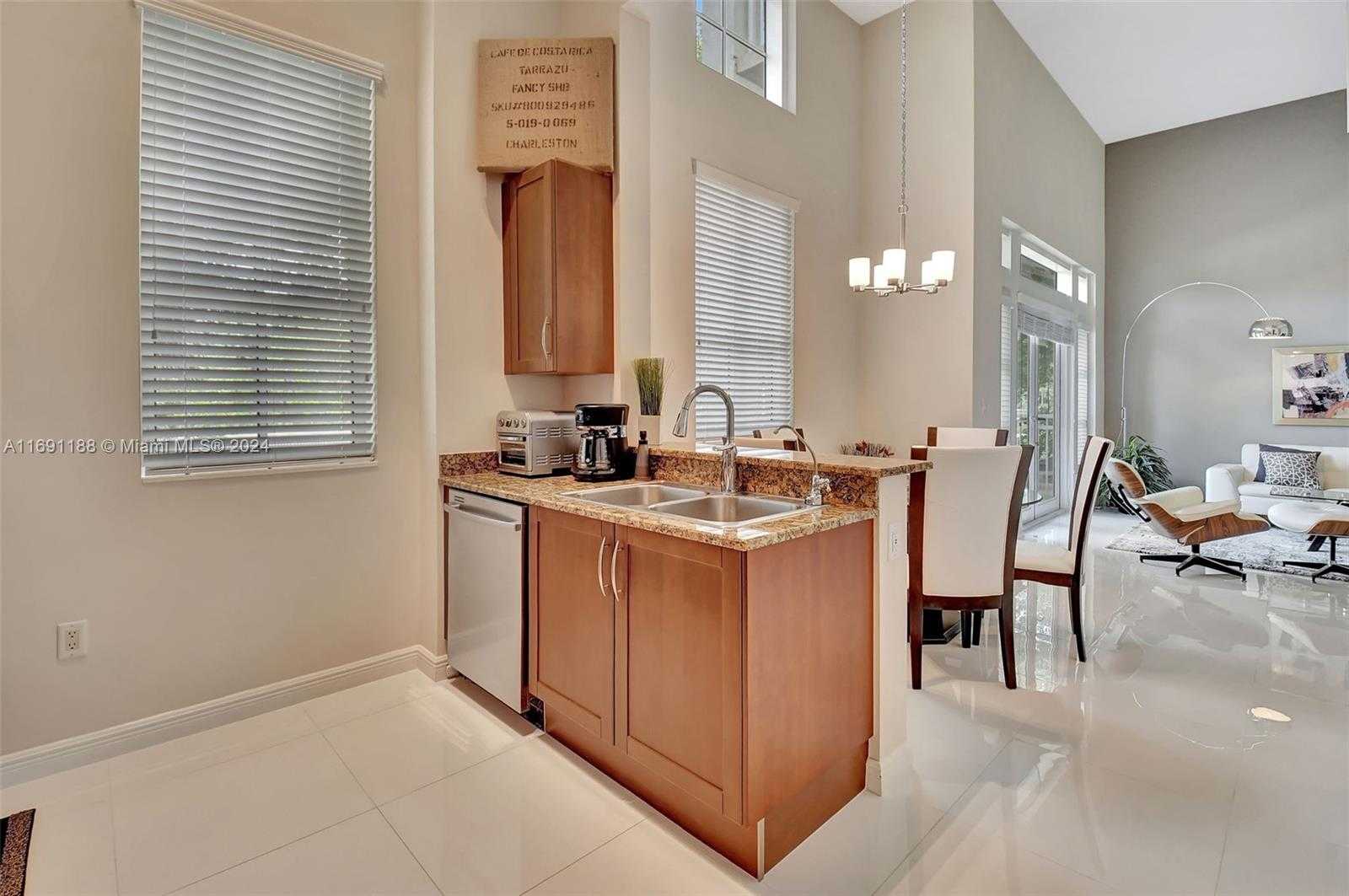 Small Image of 450 NORTH FEDERAL HWY #104N, Boynton Beach Number 9