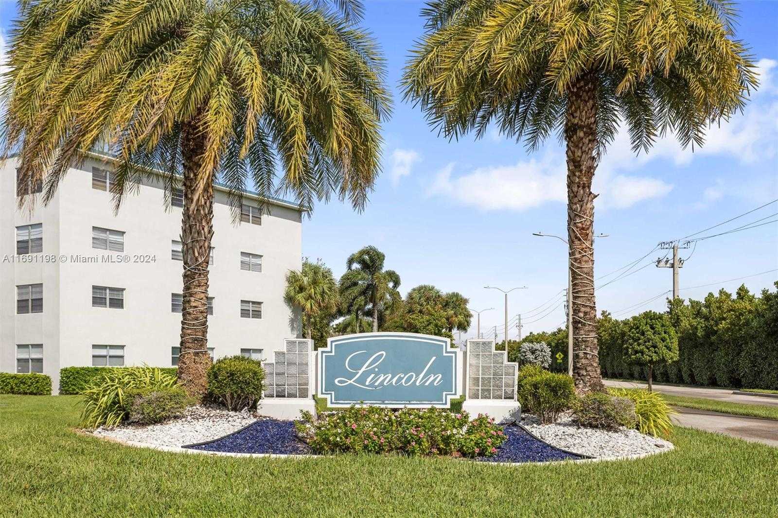 Small Image of 1042 LINCOLN C #1042, Boca Raton Number 18