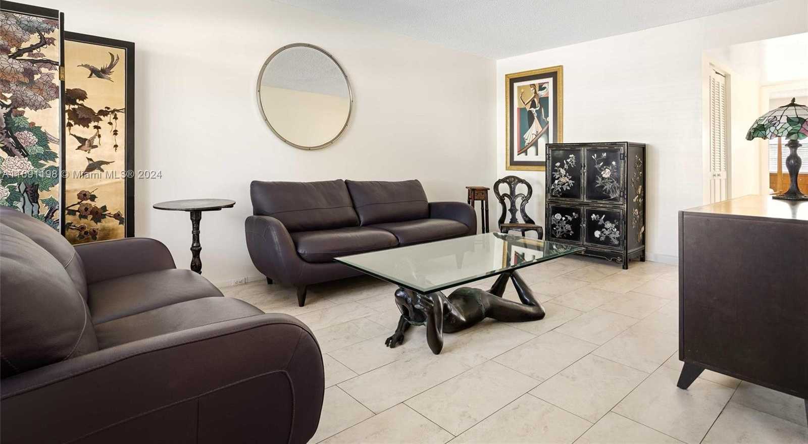 Small Image of 1042 LINCOLN C #1042, Boca Raton Number 3