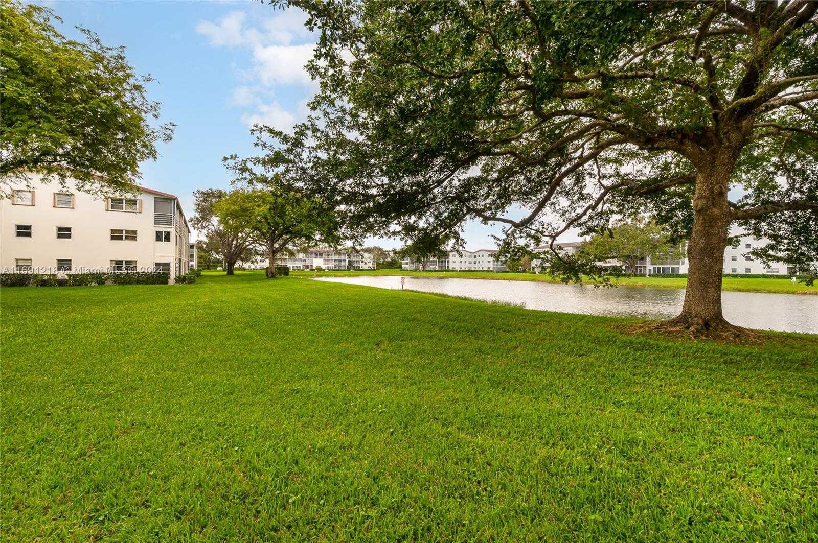 Small Image of 257 FANSHAW G #257, Boca Raton Number 16