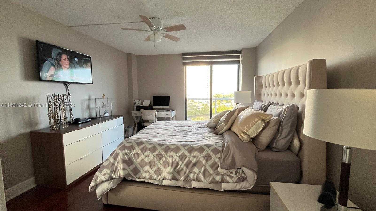 Small Image of 3731 NORTH COUNTRY CLUB DR #1121, Aventura Number 10