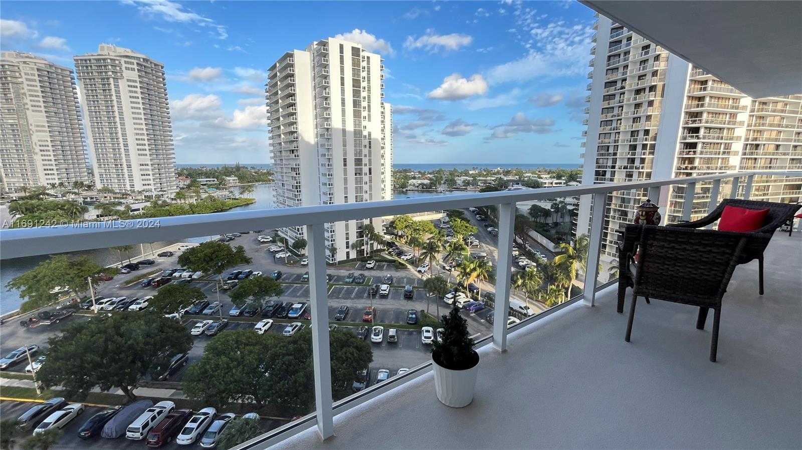 Small Image of 3731 NORTH COUNTRY CLUB DR #1121, Aventura Number 16