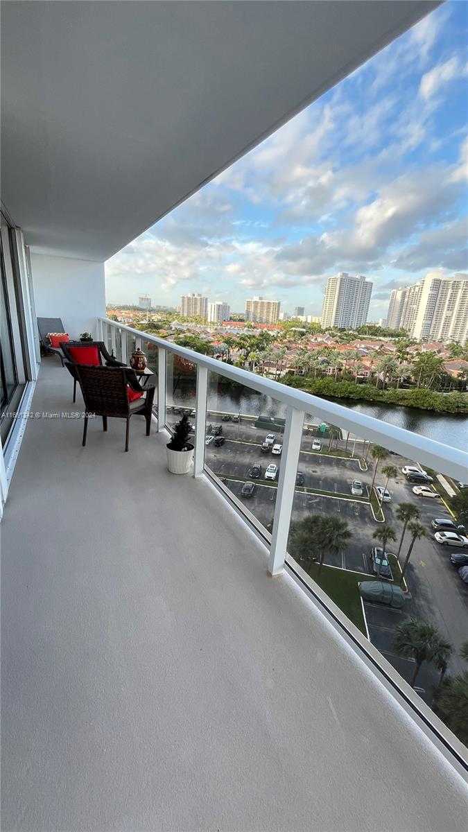 Small Image of 3731 NORTH COUNTRY CLUB DR #1121, Aventura Number 20