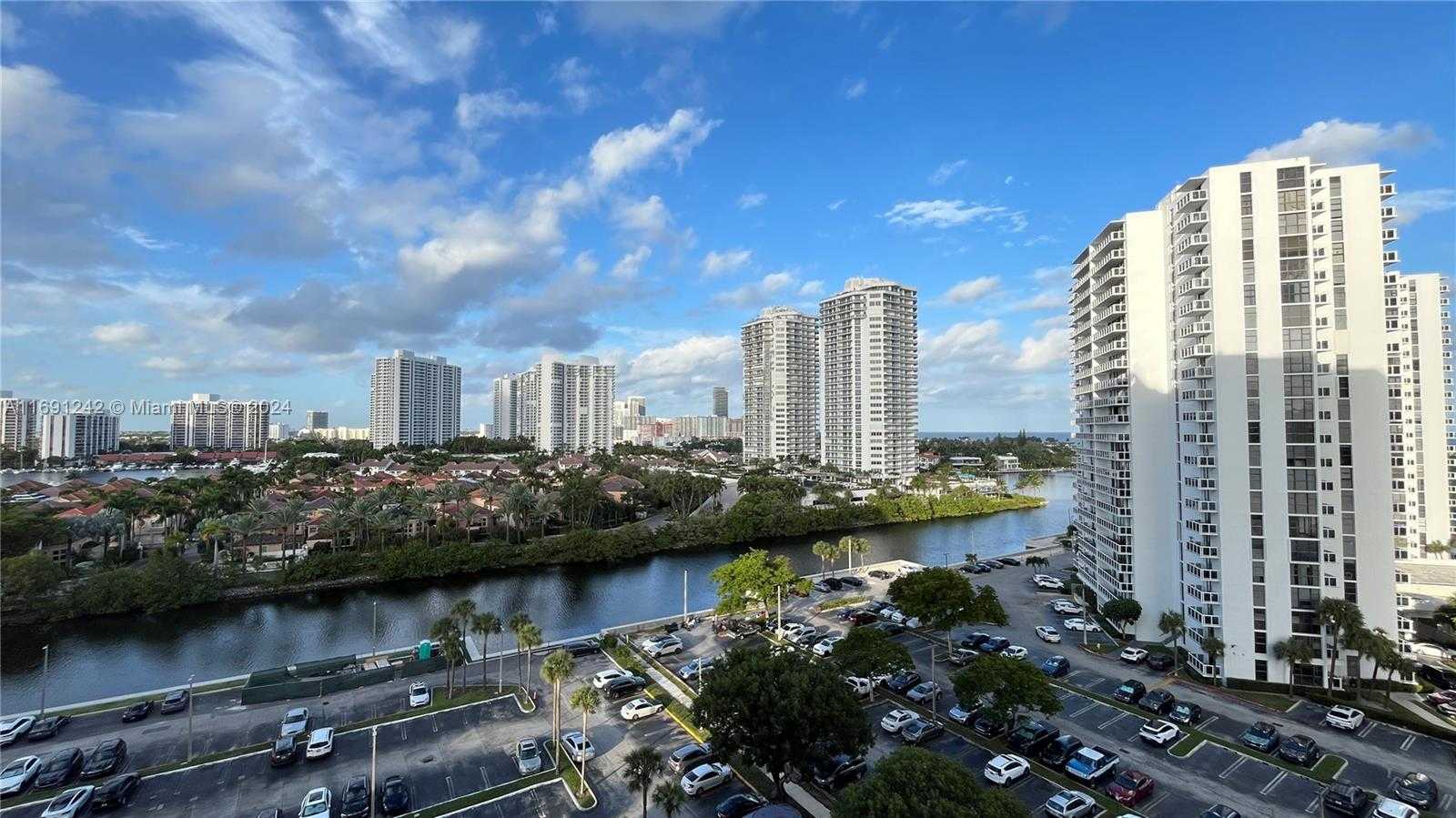 Small Image of 3731 NORTH COUNTRY CLUB DR #1121, Aventura Number 21