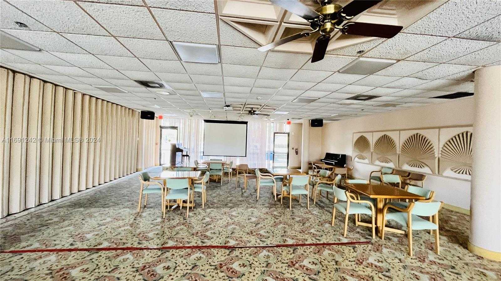 Small Image of 3731 NORTH COUNTRY CLUB DR #1121, Aventura Number 29