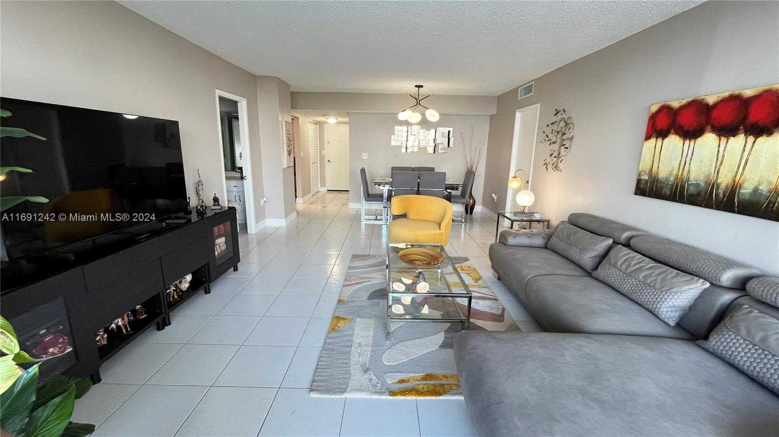 Small Image of 3731 NORTH COUNTRY CLUB DR #1121, Aventura Number 5