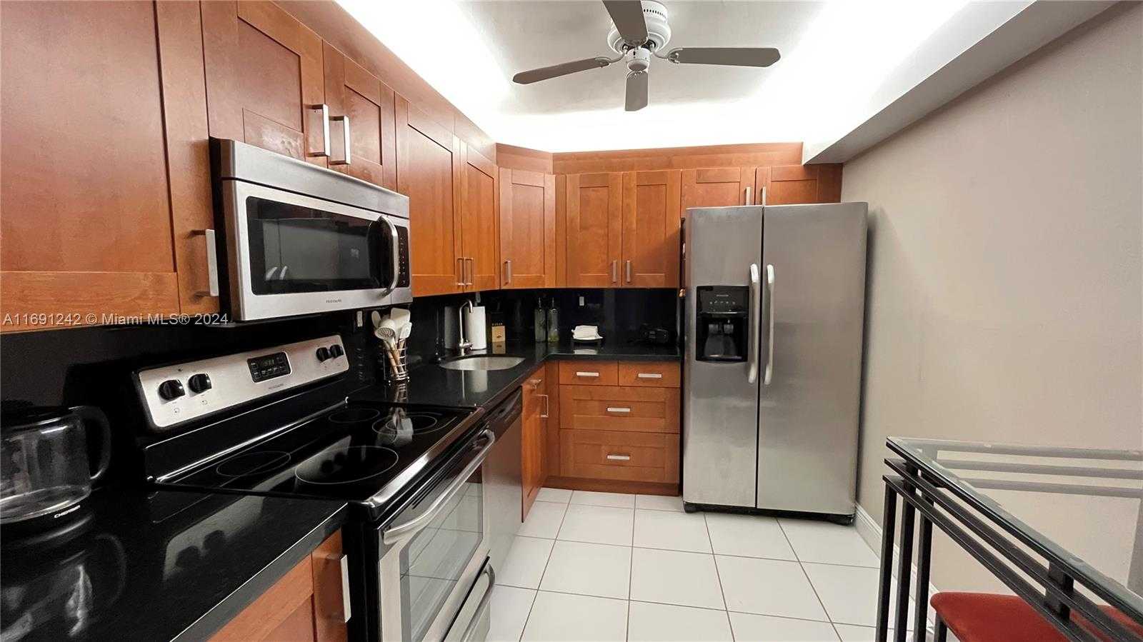 Small Image of 3731 NORTH COUNTRY CLUB DR #1121, Aventura Number 8