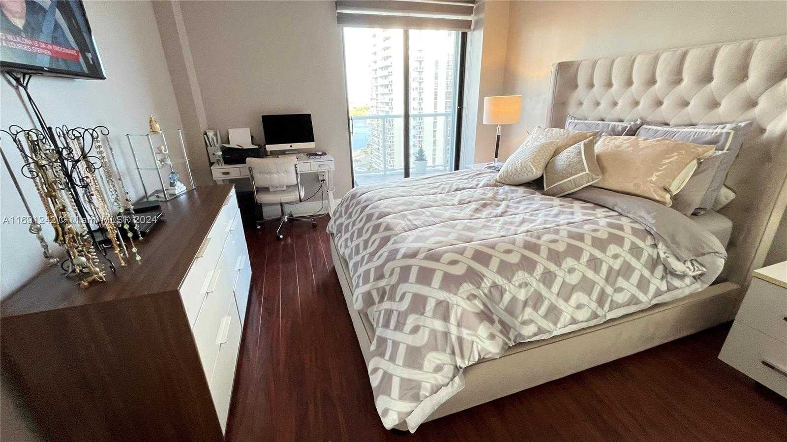 Small Image of 3731 NORTH COUNTRY CLUB DR #1121, Aventura Number 9