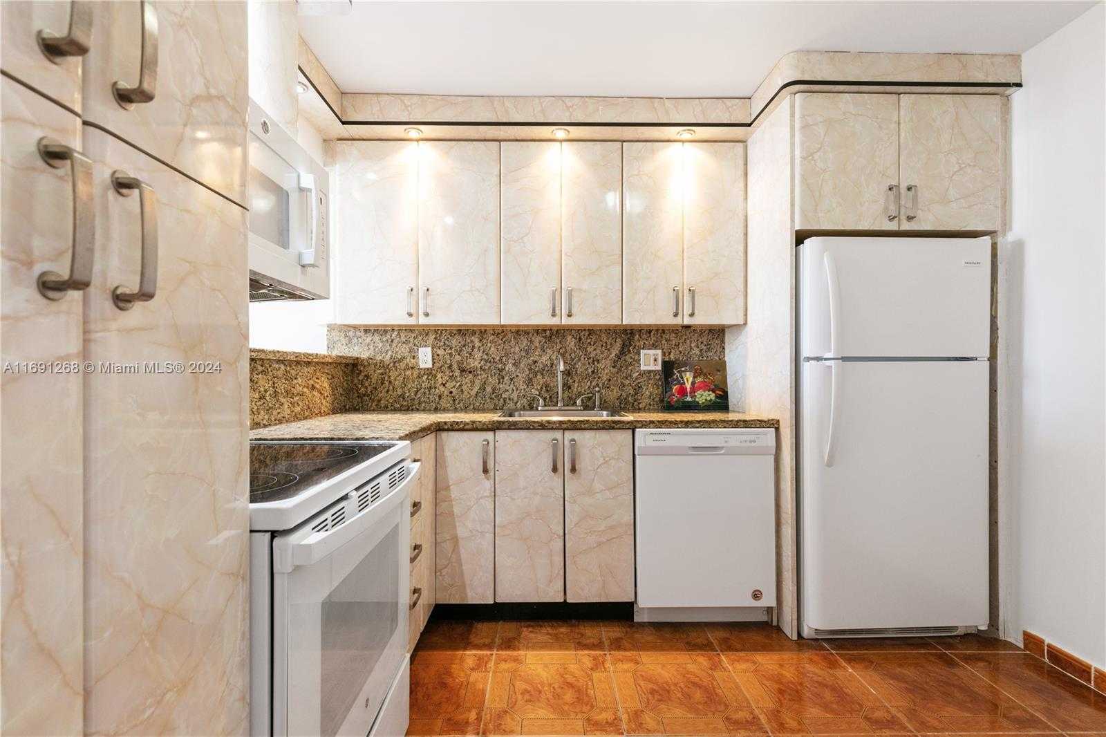 Small Image of 1849 SOUTH OCEAN DR #1103, Hallandale Beach Number 10