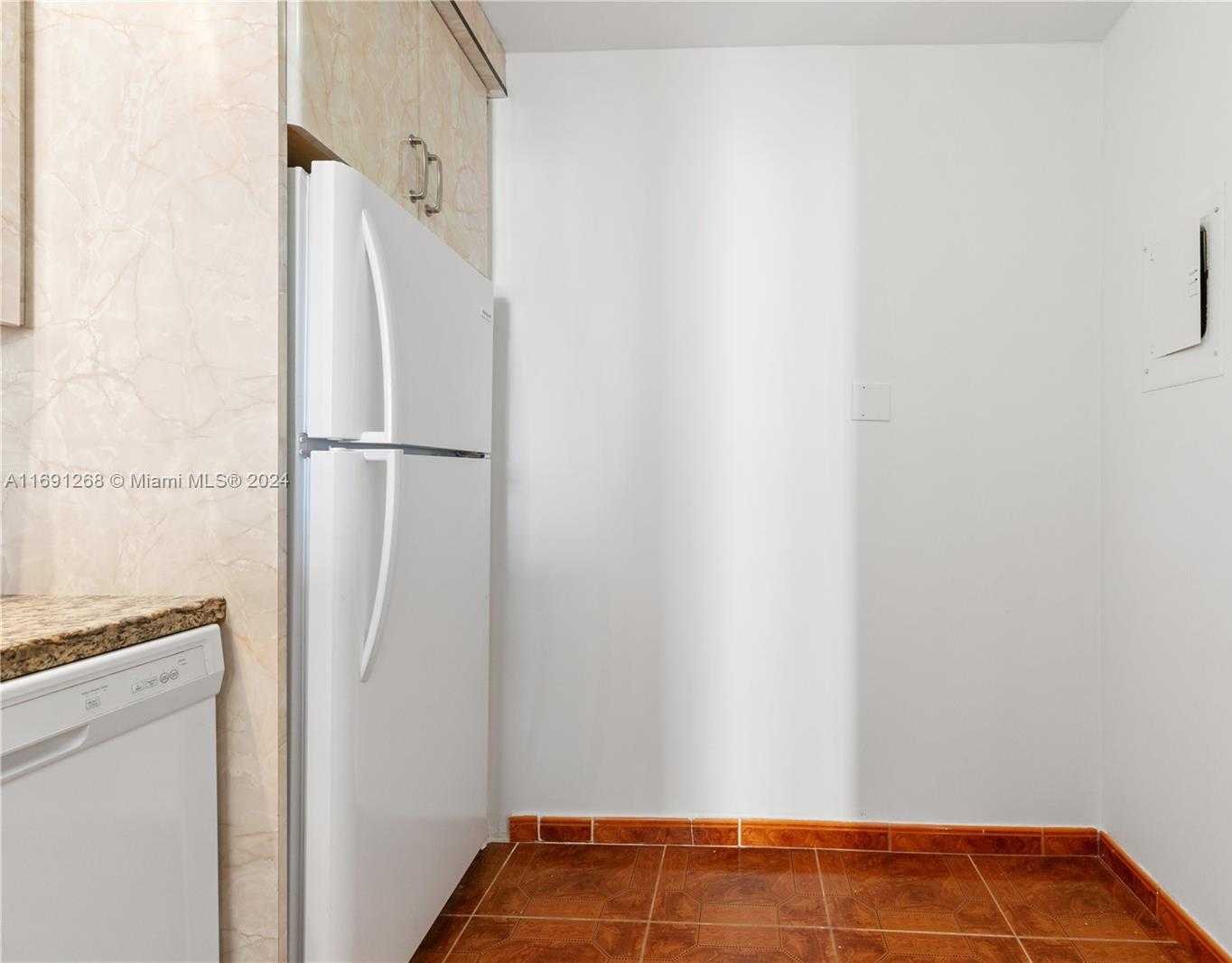 Small Image of 1849 SOUTH OCEAN DR #1103, Hallandale Beach Number 12
