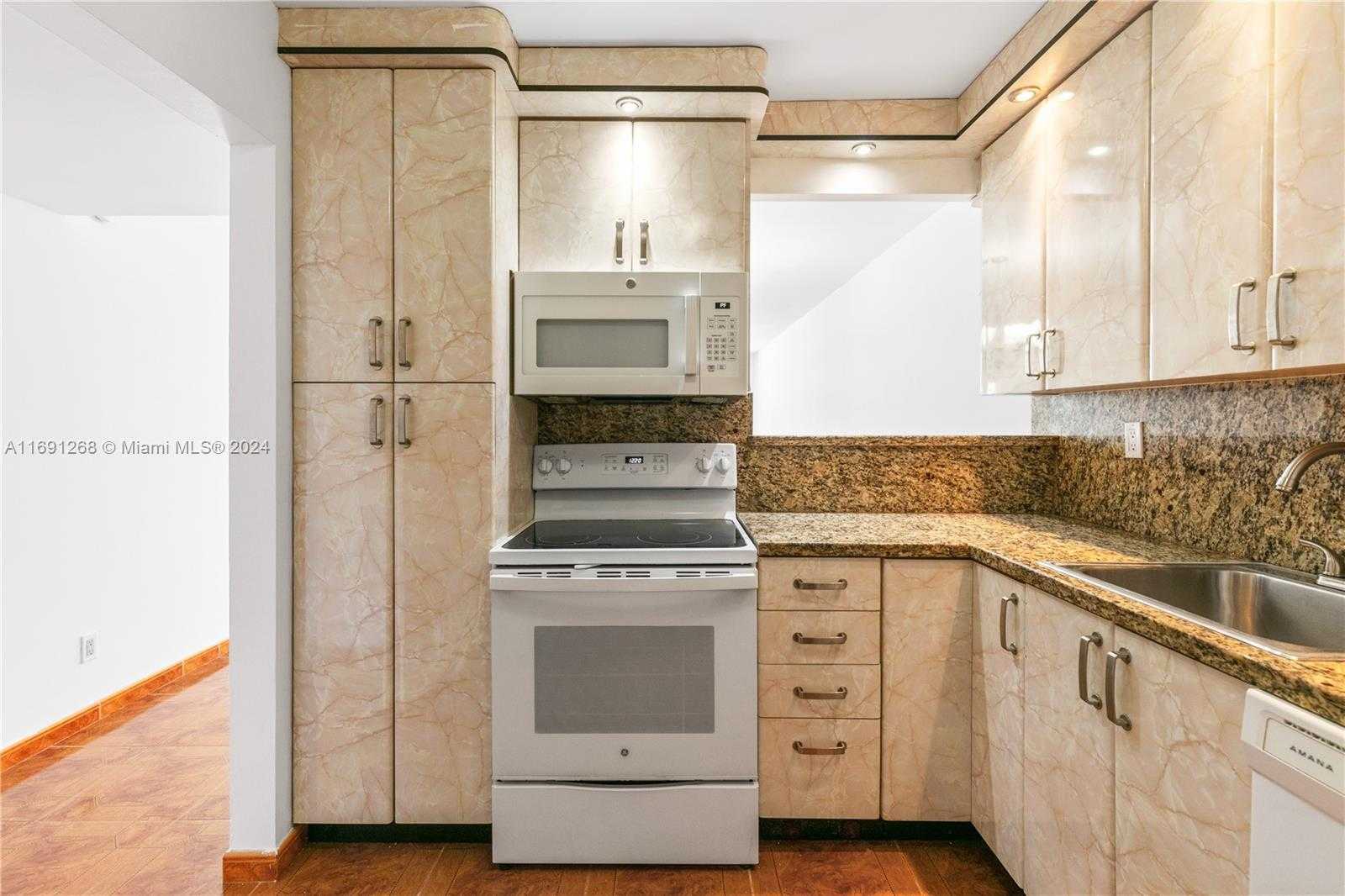 Small Image of 1849 SOUTH OCEAN DR #1103, Hallandale Beach Number 13
