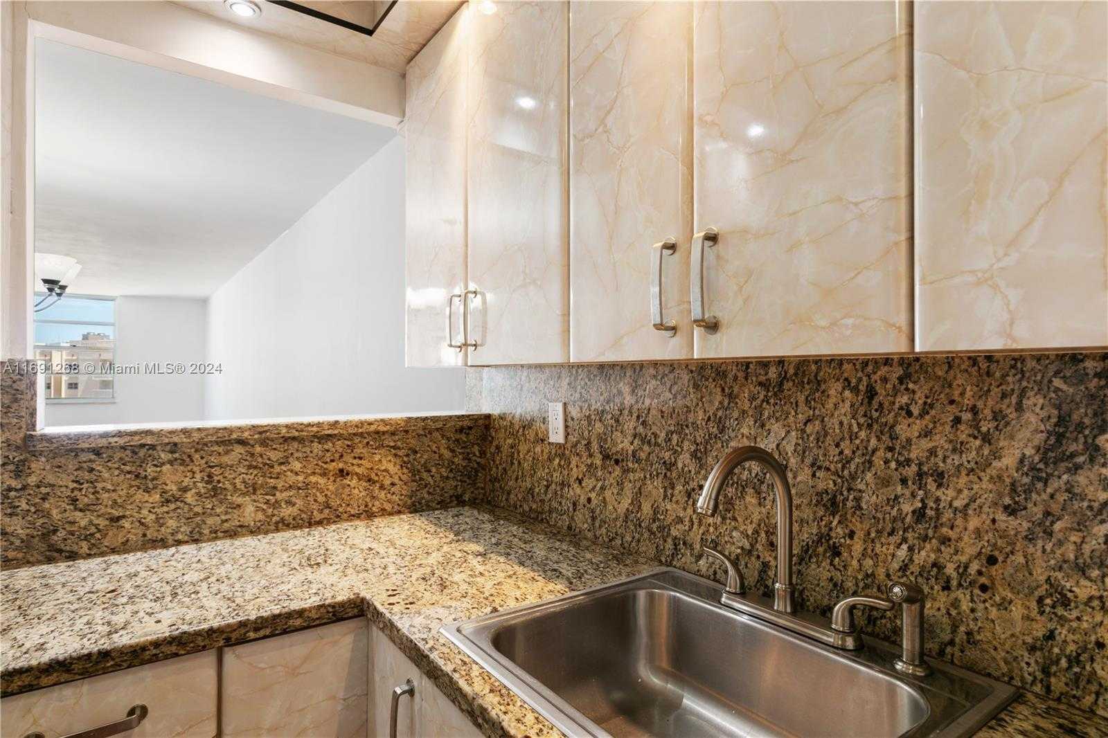 Small Image of 1849 SOUTH OCEAN DR #1103, Hallandale Beach Number 14