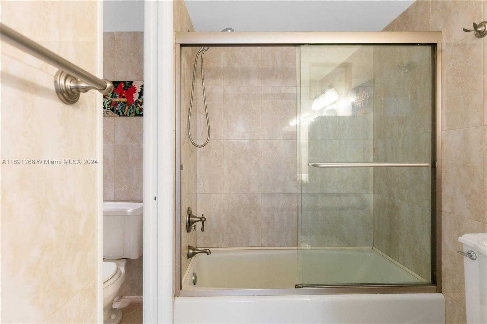 Small Image of 1849 SOUTH OCEAN DR #1103, Hallandale Beach Number 24