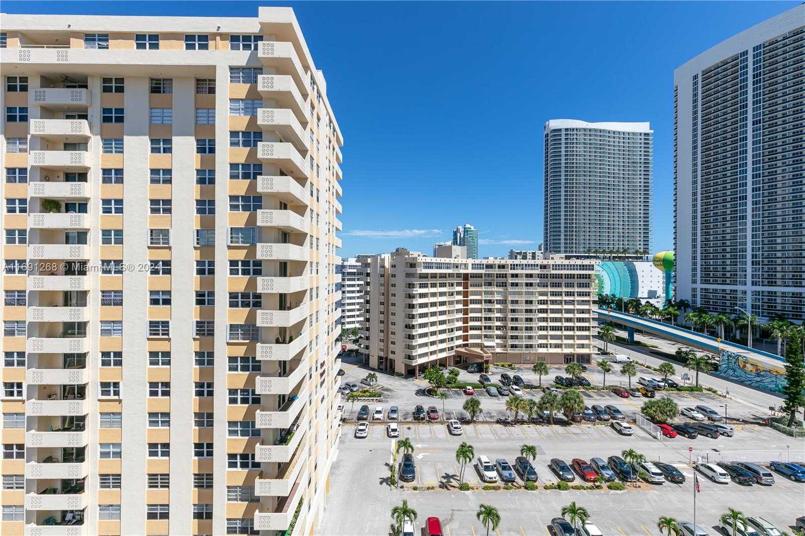 Small Image of 1849 SOUTH OCEAN DR #1103, Hallandale Beach Number 29