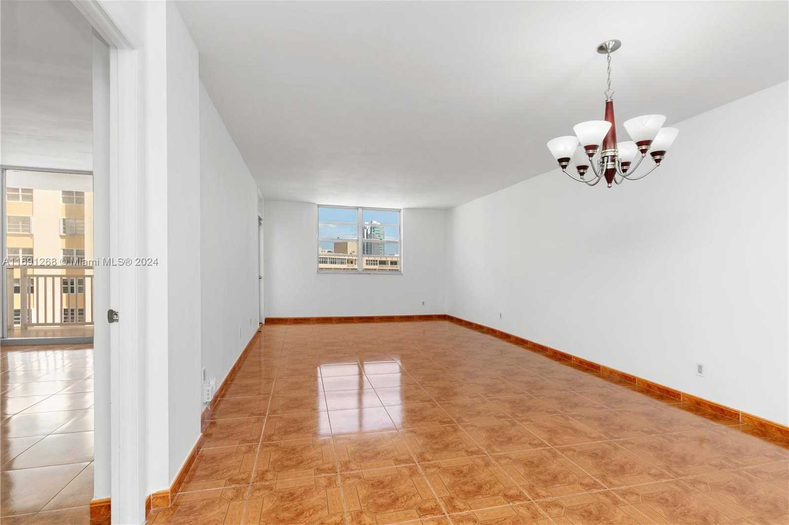 Small Image of 1849 SOUTH OCEAN DR #1103, Hallandale Beach Number 3
