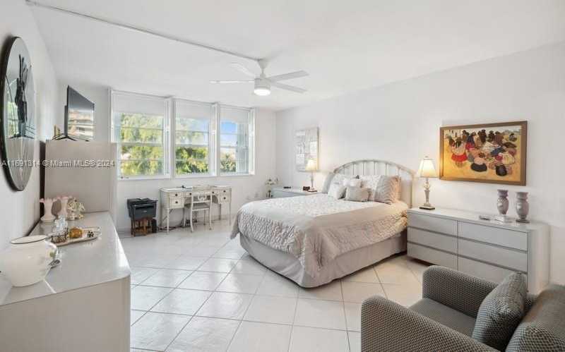 Small Image of 9111 EAST BAY HARBOR DR #3E, Bay Harbor Islands Number 14