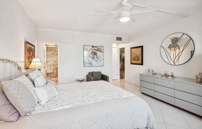 Small Image of 9111 EAST BAY HARBOR DR #3E, Bay Harbor Islands Number 15