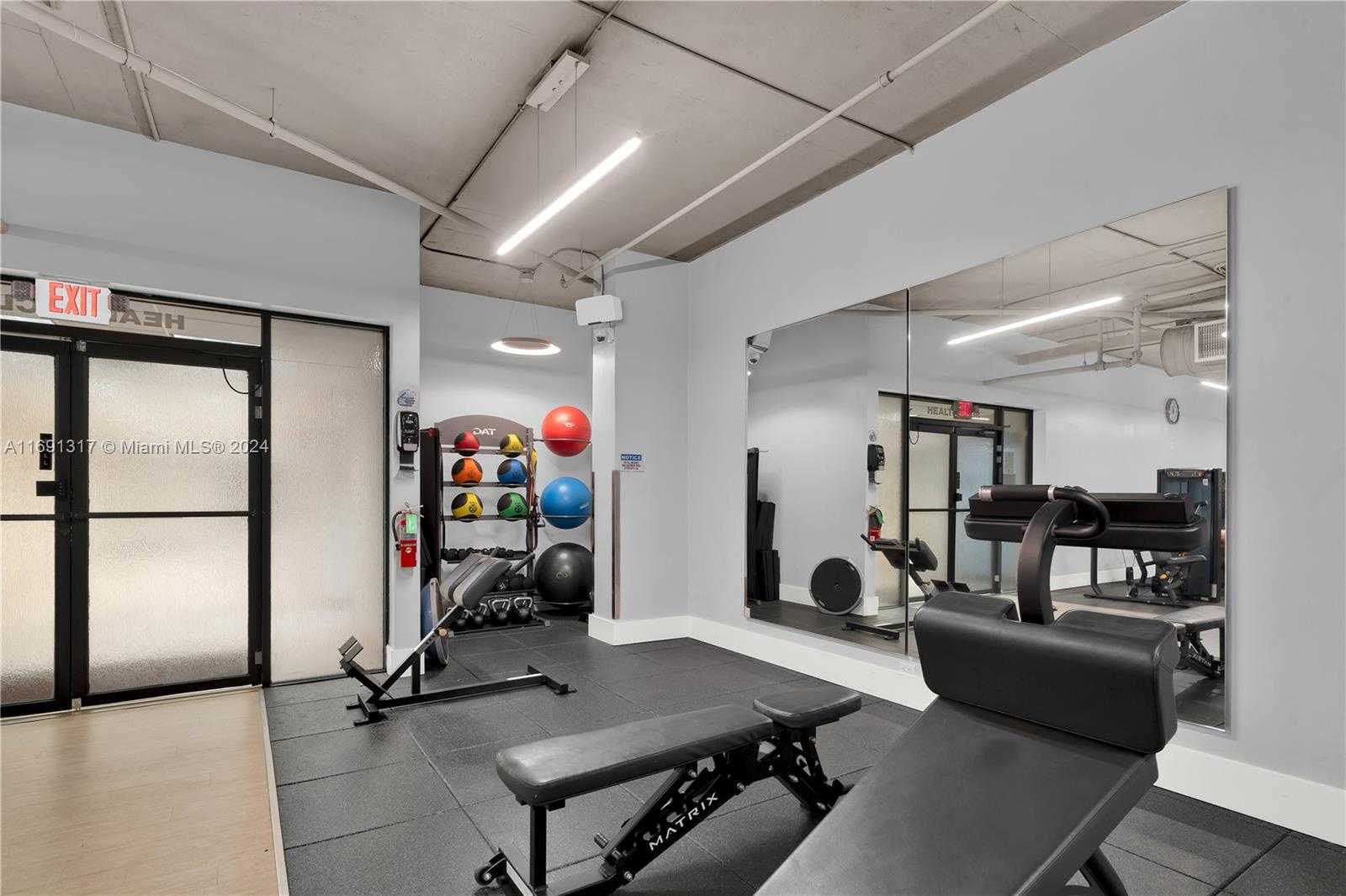 Small Image of 1901 BRICKELL AVE #B711, Miami Number 41
