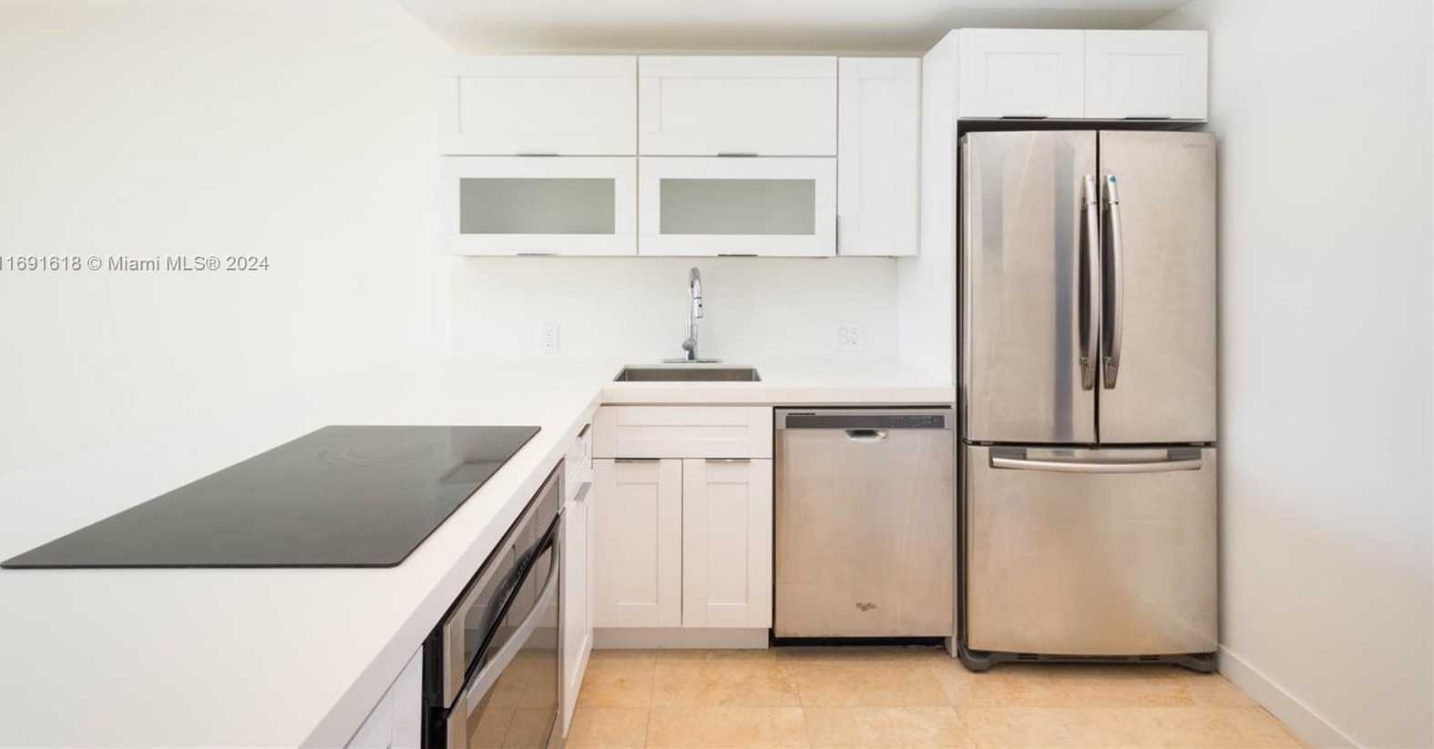 Small Image of 3301 NORTH COUNTRY CLUB DR #410, Aventura Number 2