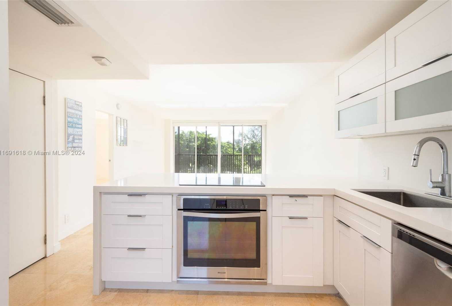 Small Image of 3301 NORTH COUNTRY CLUB DR #410, Aventura Number 3