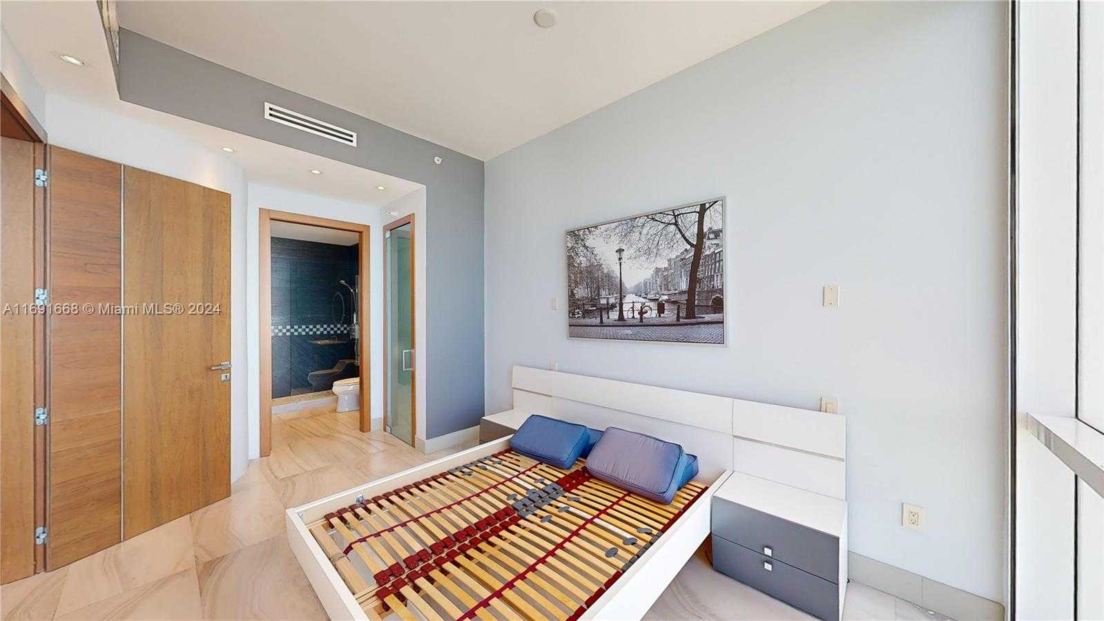 Small Image of 18201 COLLINS AVE #TS2 & TS3, Sunny Isles Beach Number 25