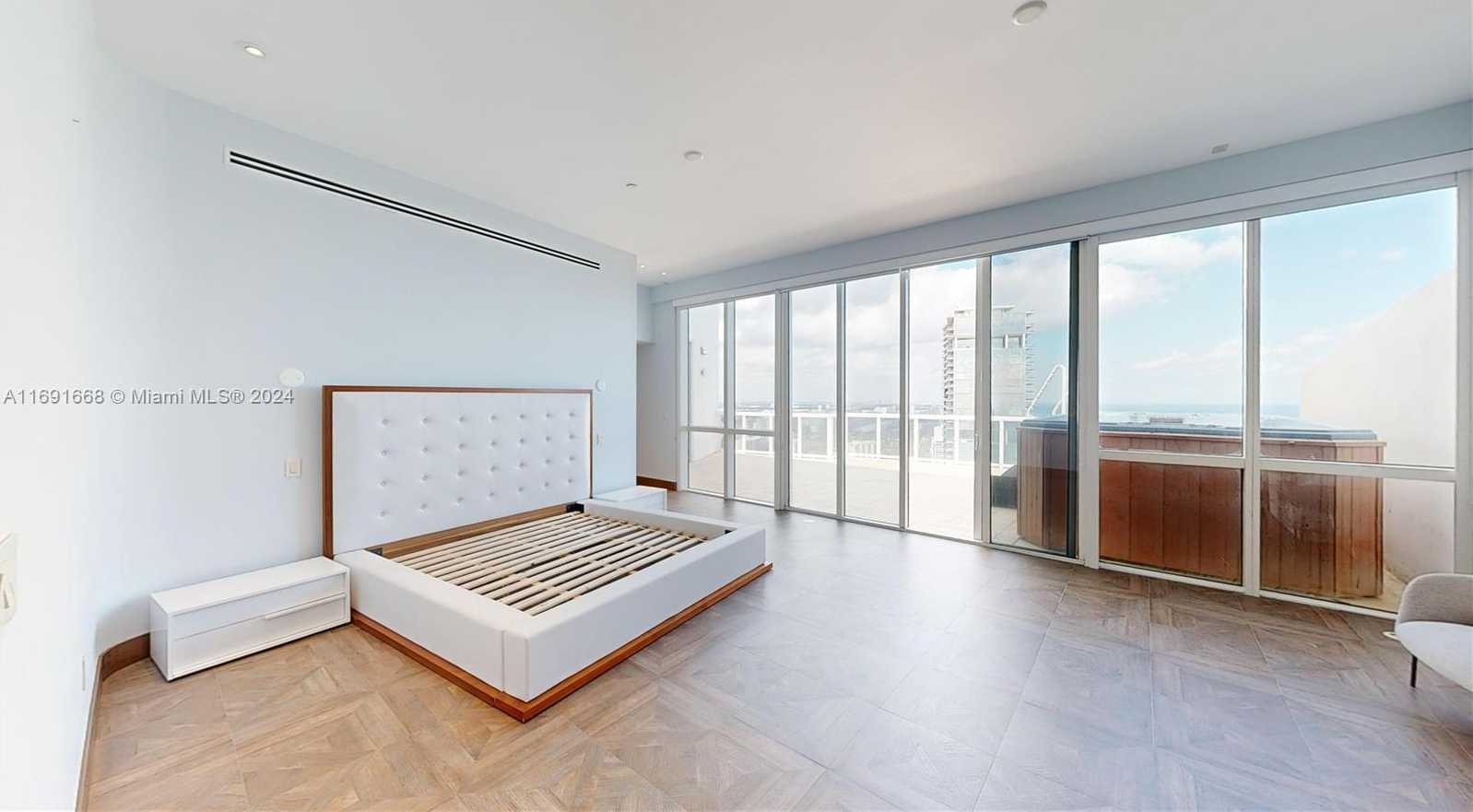 Small Image of 18201 COLLINS AVE #TS2 & TS3, Sunny Isles Beach Number 30