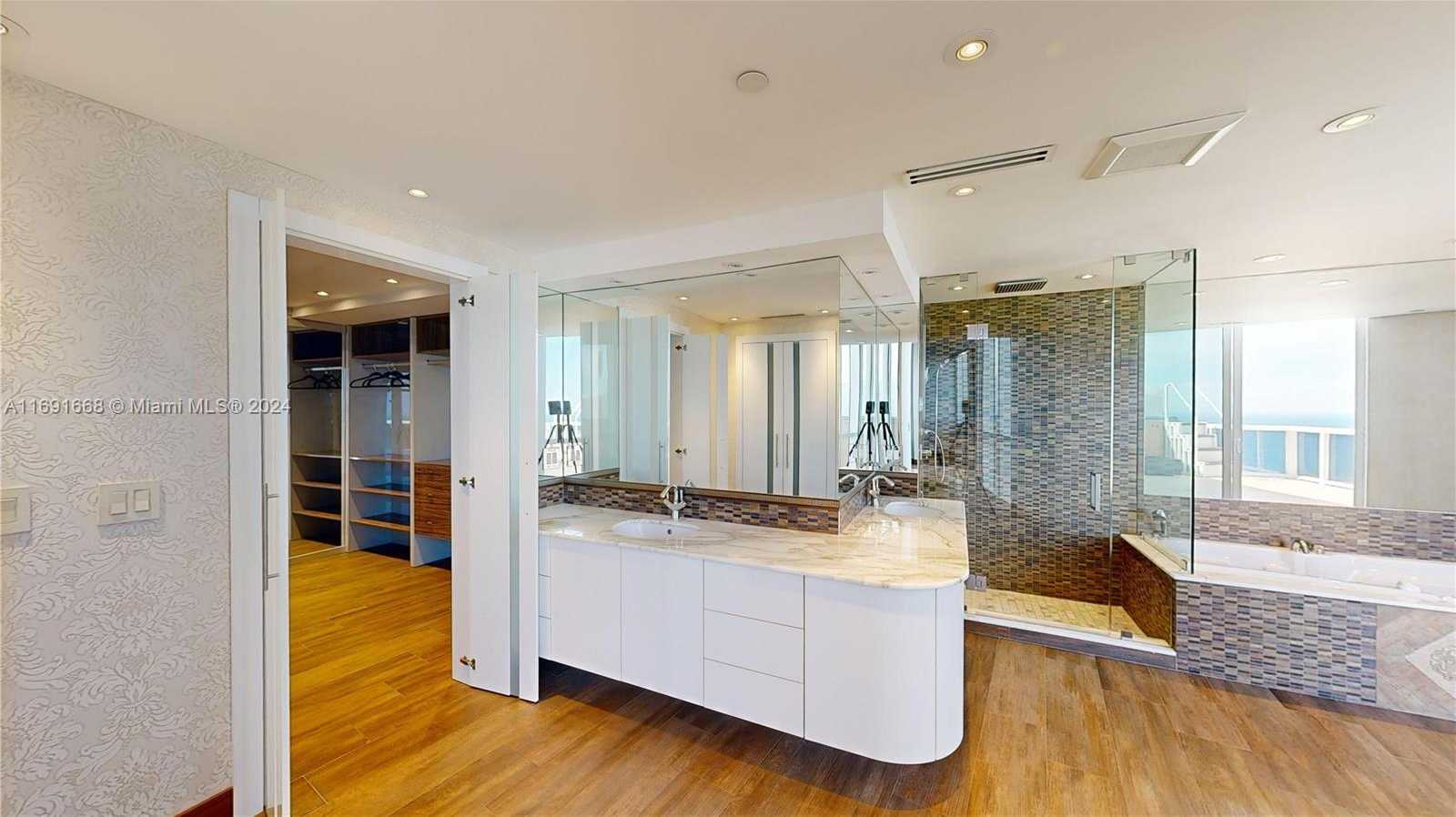 Small Image of 18201 COLLINS AVE #TS2 & TS3, Sunny Isles Beach Number 37