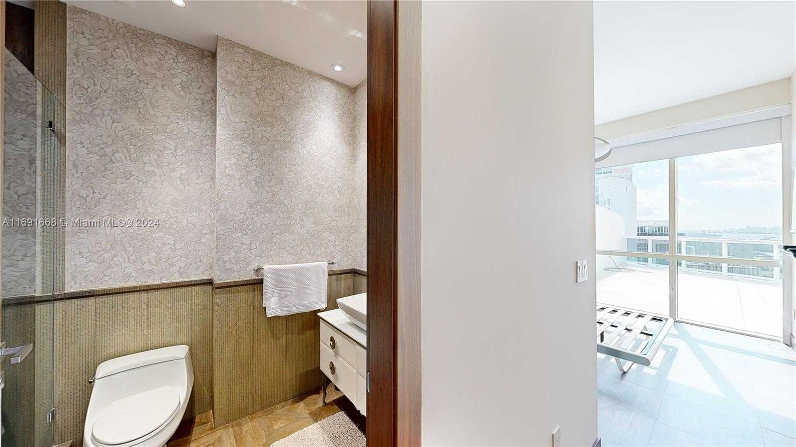 Small Image of 18201 COLLINS AVE #TS2 & TS3, Sunny Isles Beach Number 49
