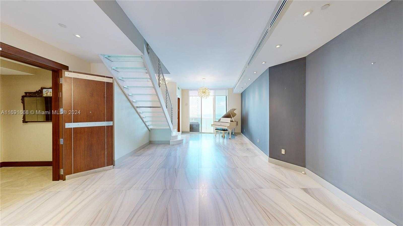 Small Image of 18201 COLLINS AVE #TS2 & TS3, Sunny Isles Beach Number 5