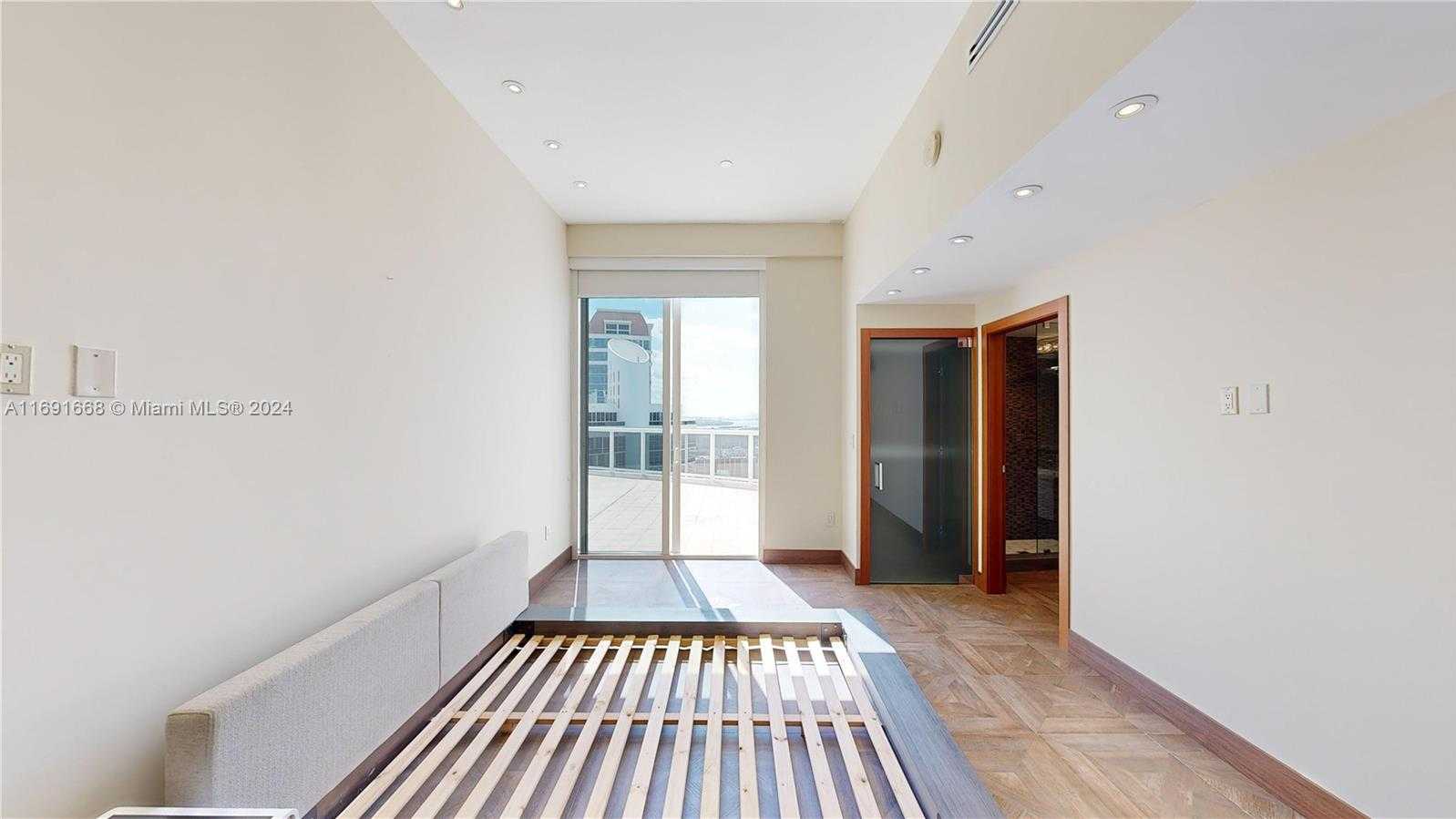 Small Image of 18201 COLLINS AVE #TS2 & TS3, Sunny Isles Beach Number 54