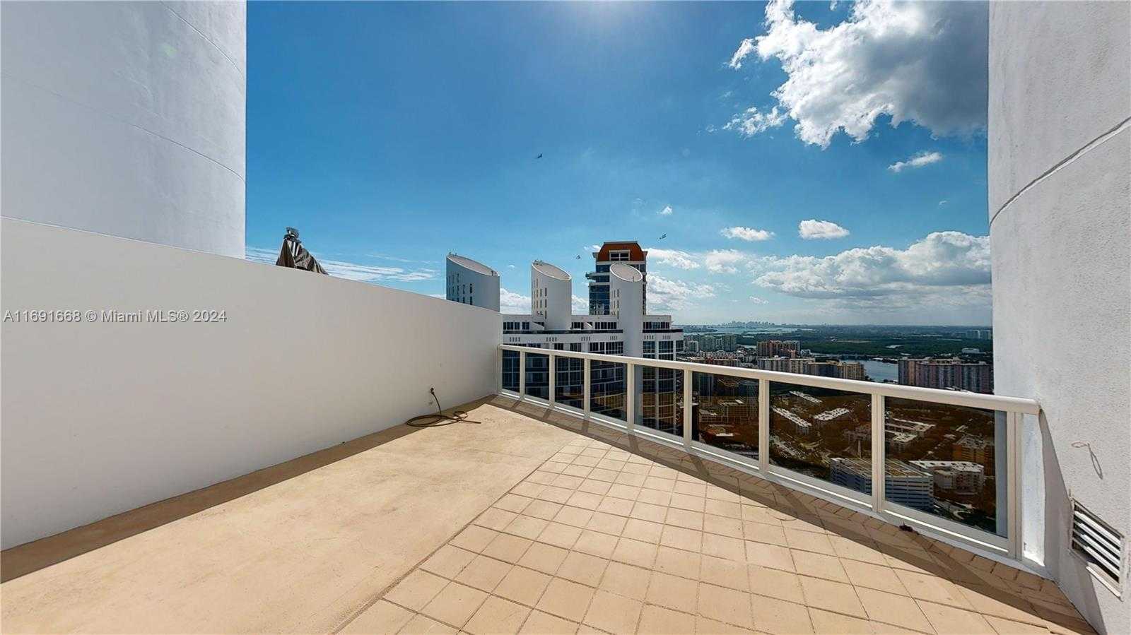Small Image of 18201 COLLINS AVE #TS2 & TS3, Sunny Isles Beach Number 58