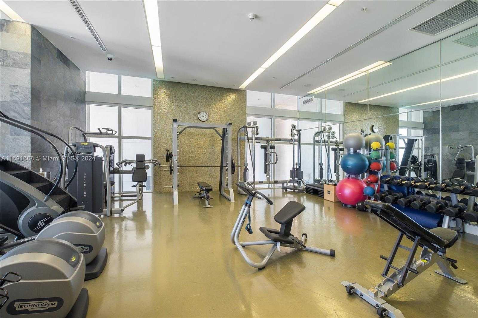 Small Image of 18201 COLLINS AVE #TS2 & TS3, Sunny Isles Beach Number 70